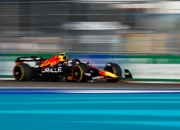 开云体育在线-哈斯车队绝杀红牛二队，阿隆索关键制胜