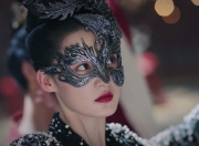 开云体育在线-戈壁风暴席卷霓虹迷宫，末节绞杀背后，是乔治刺破心魔的淬火之证