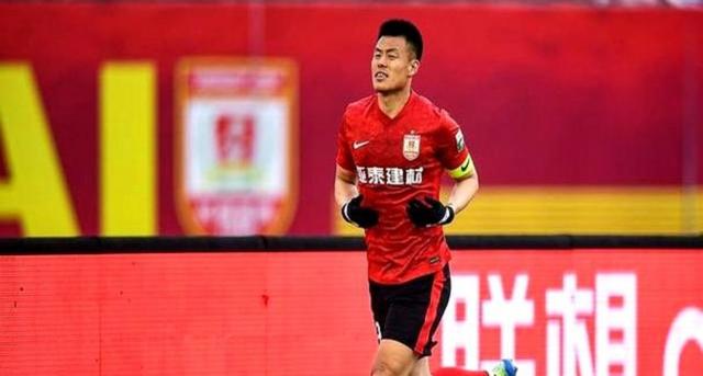 河南建业主场击败长春亚泰，稳固保级希望