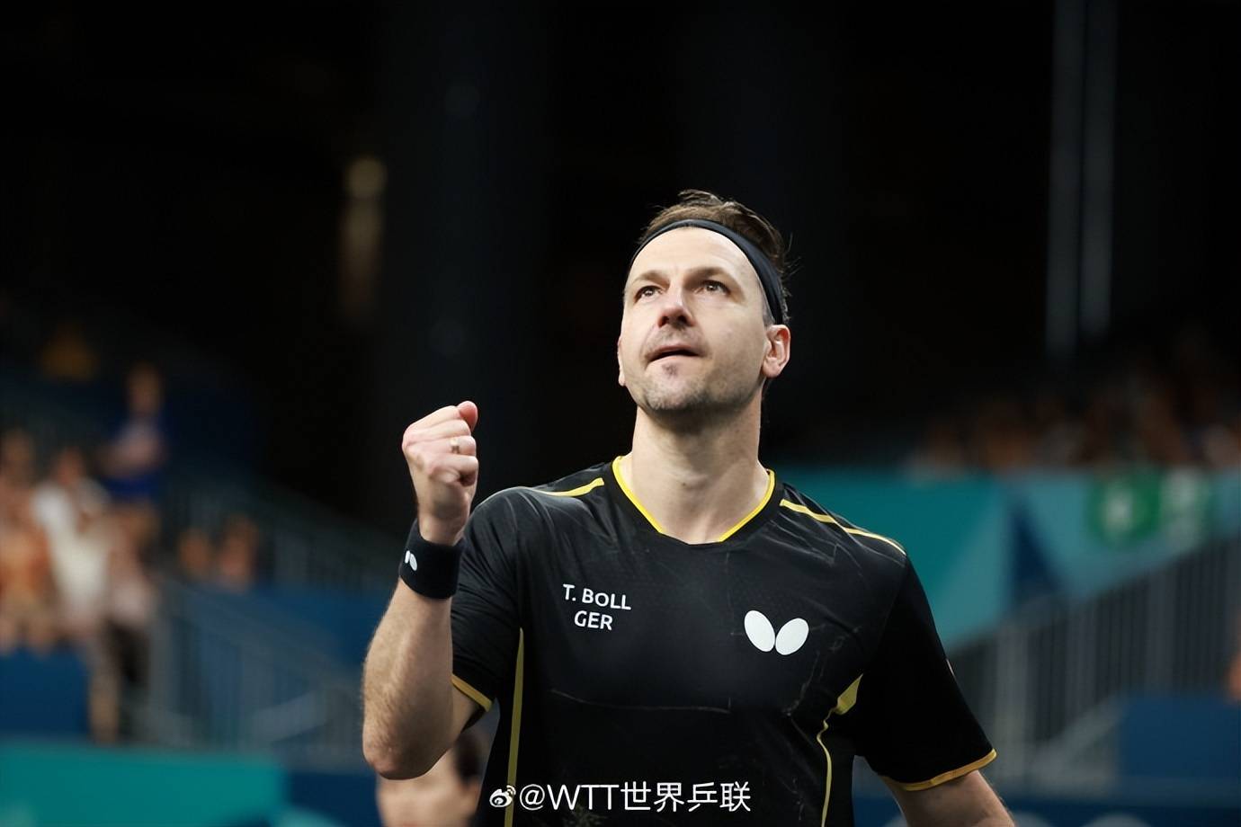 英格兰队鏖战德国队,波尔高光表现 英格兰队鏖战德国队,波尔高光表现