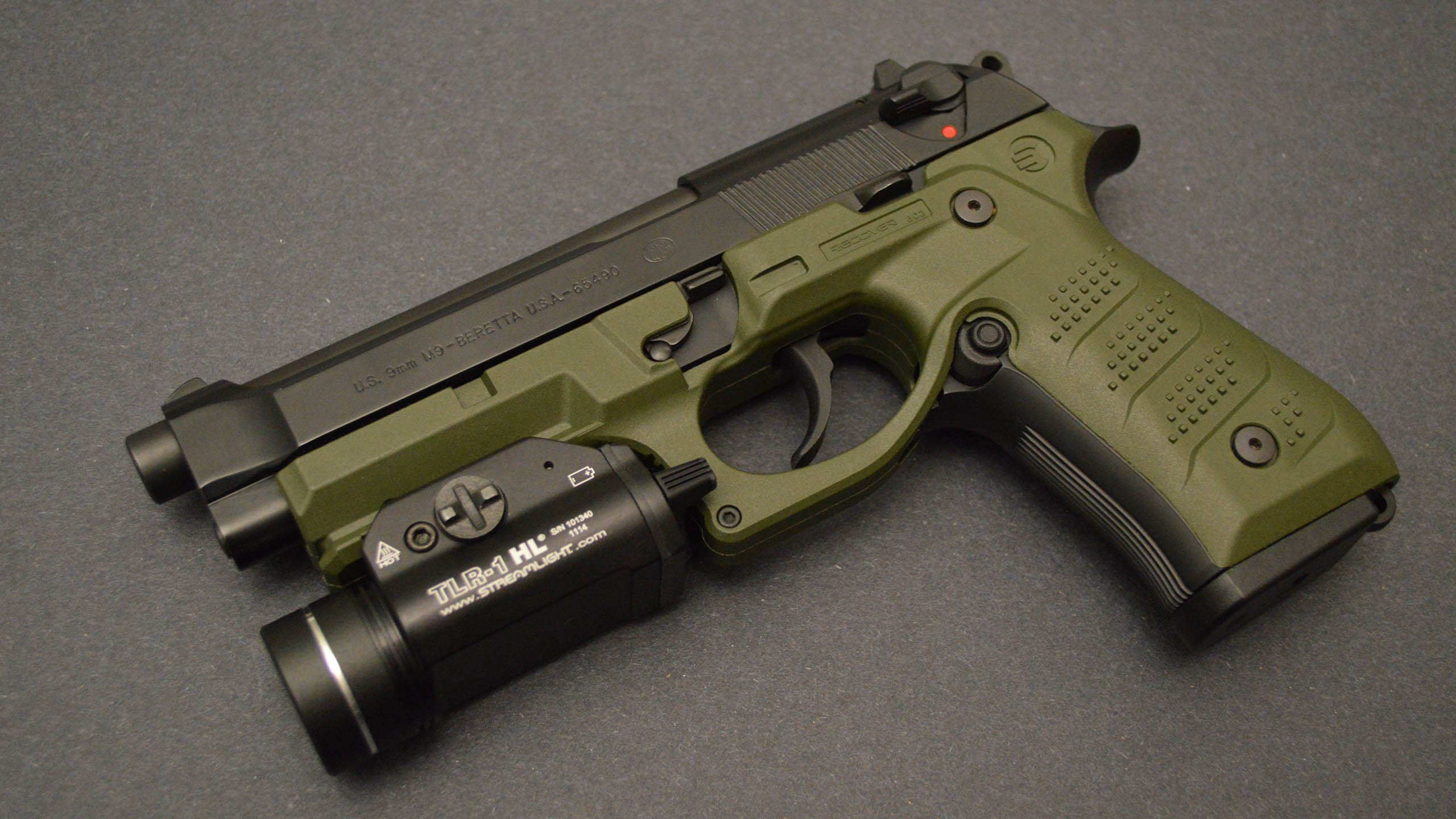 双线统治，拜仁铁蹄踏碎北非，伊萨克银箭刺破巴林夜空